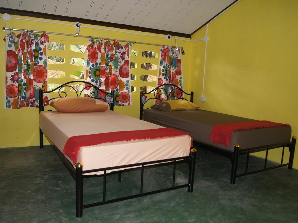 Dorm Des Fleurs Hostel Кхаулак Экстерьер фото