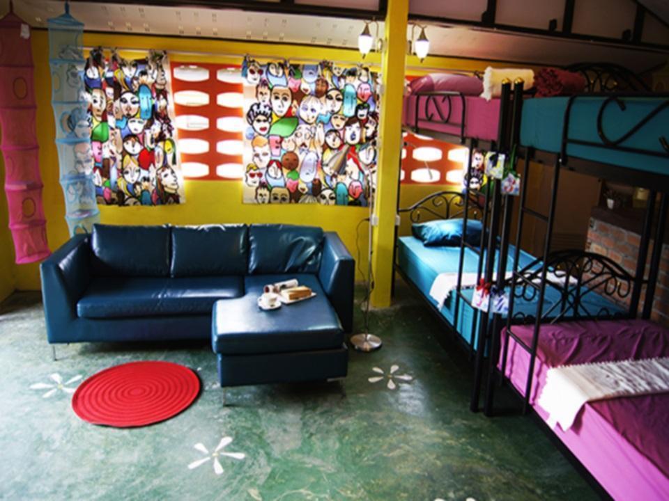Dorm Des Fleurs Hostel Кхаулак Экстерьер фото